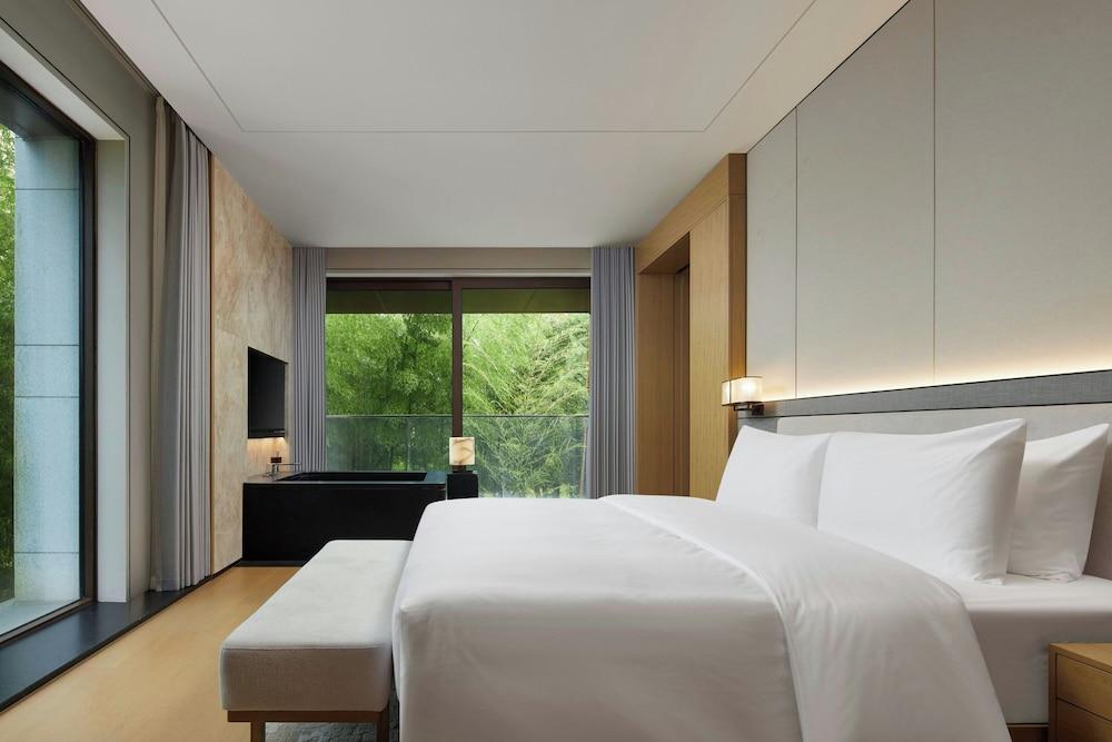 Grand New Century Resort, Changxing, A Tribute Portfolio Resort