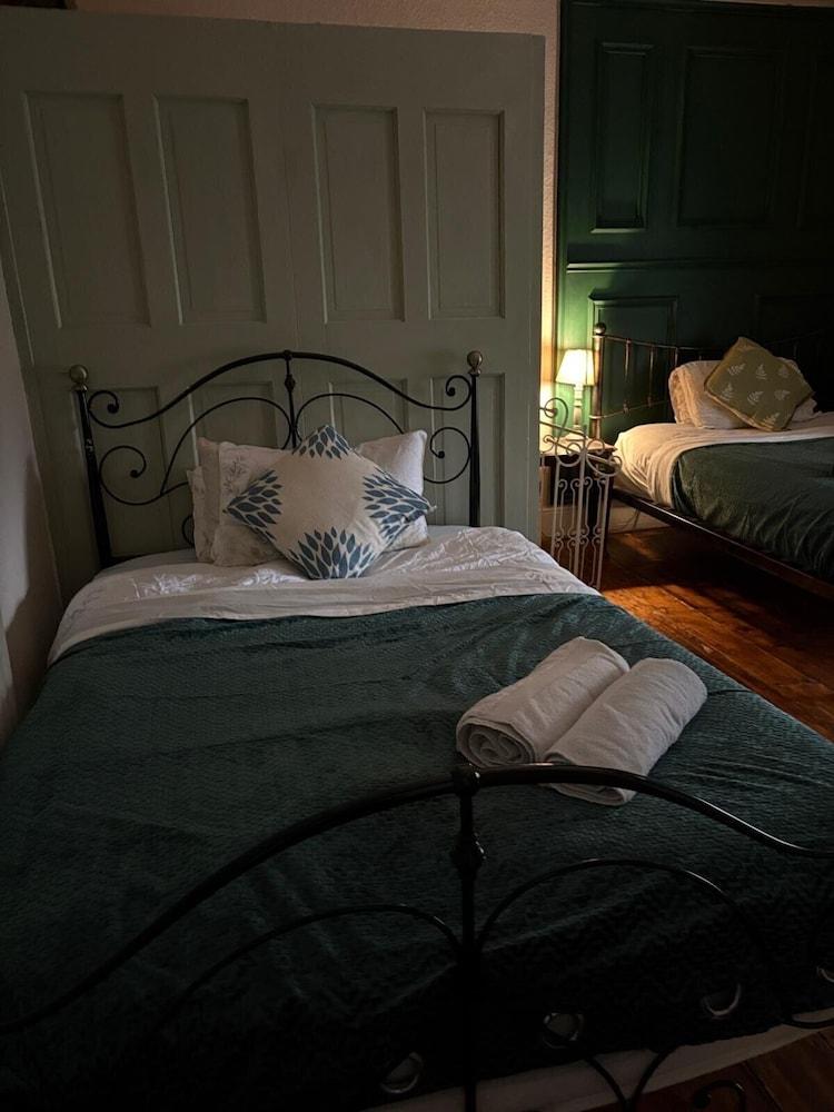 Fabulous 6 Bedroom Victorian Period House