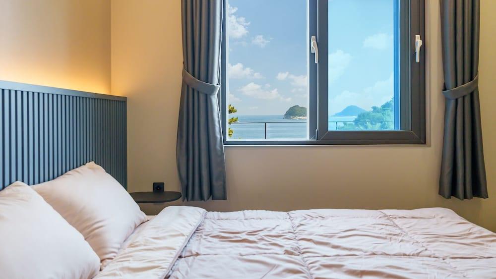 Namhae Orda Pool Villa