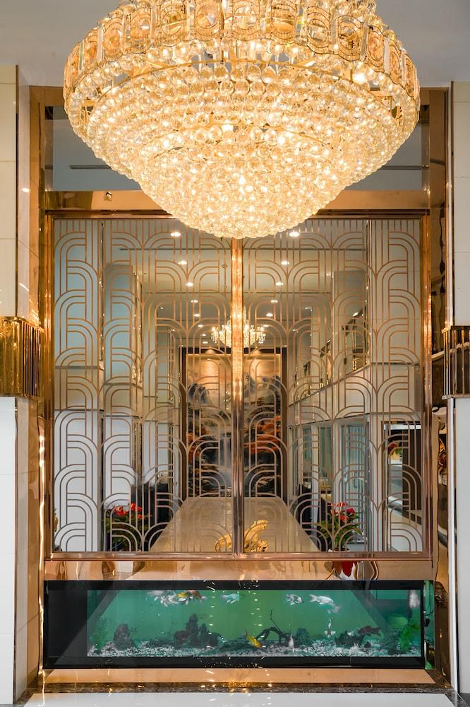 Golden Empire Suvarnabhumi Hotel