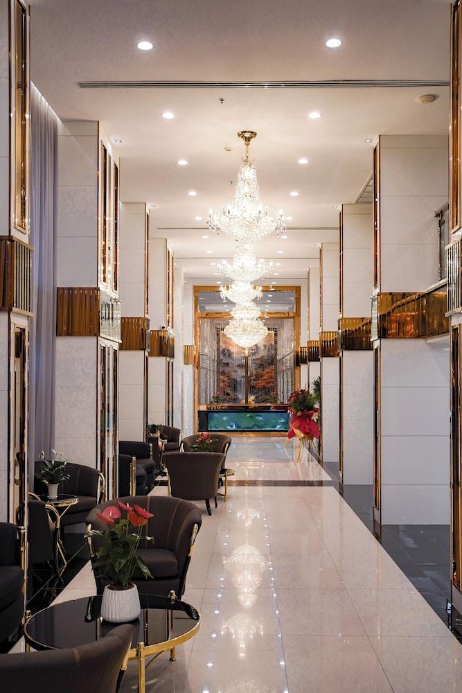 Golden Empire Suvarnabhumi Hotel