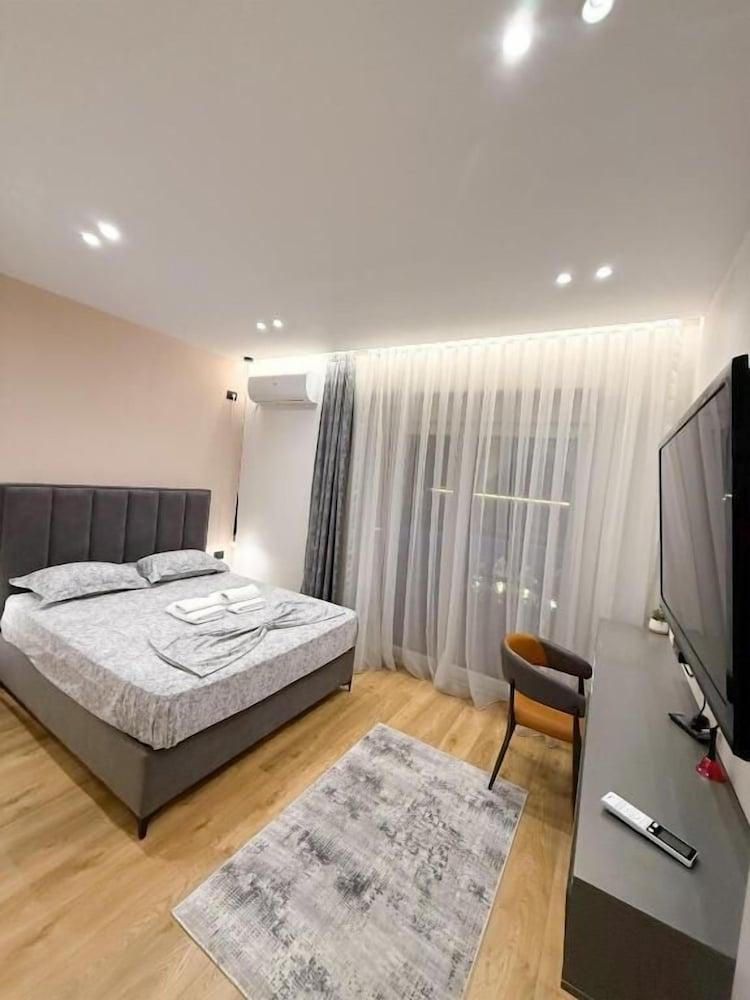 Ideal Apartment Shkoder