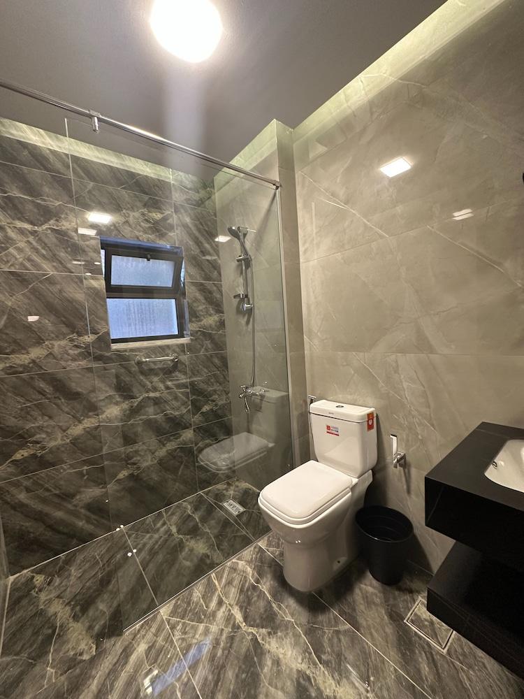 Charming Amman Apartment With Central AC