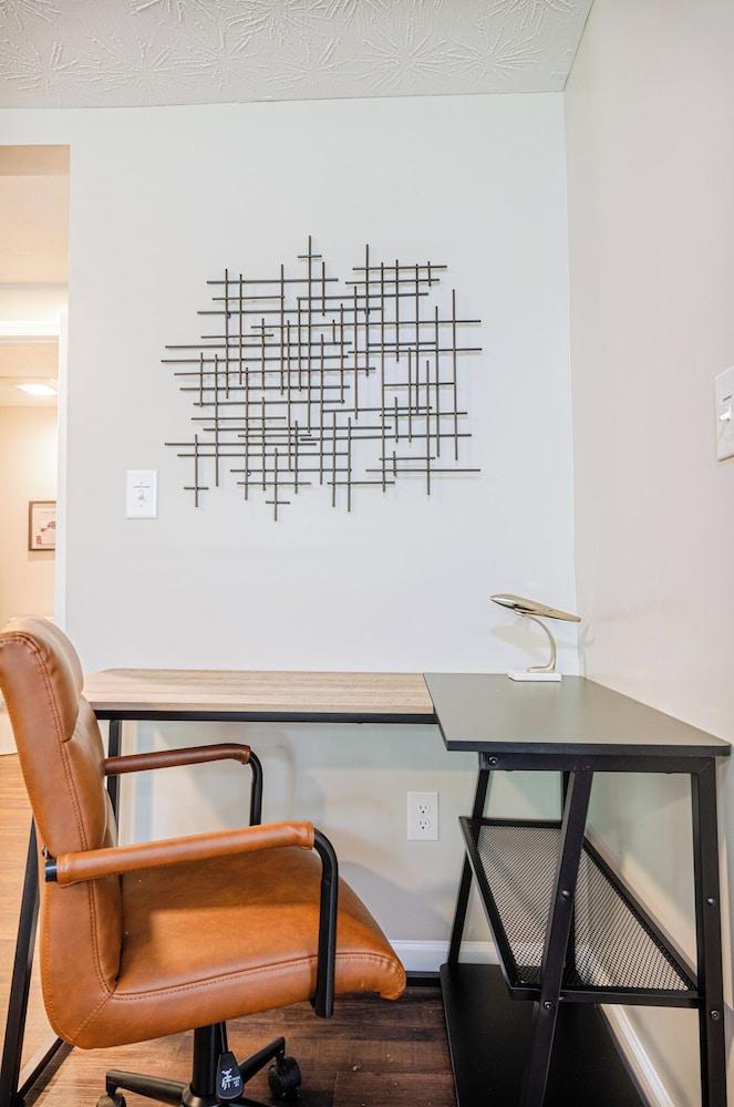 Modern Columbus Haven Military