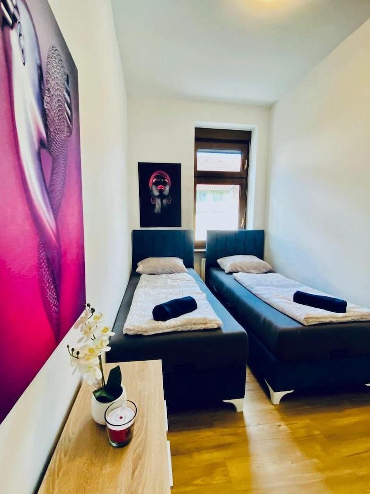 Ideal 3BR for 6 15 Min to Stammersdorf