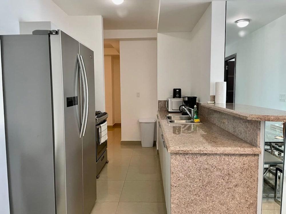 East Tower - Spacious 3 Bed Apt in Costa del Este
