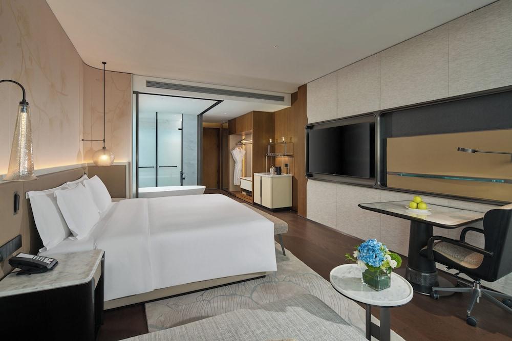 Crowne Plaza Taixing by IHG