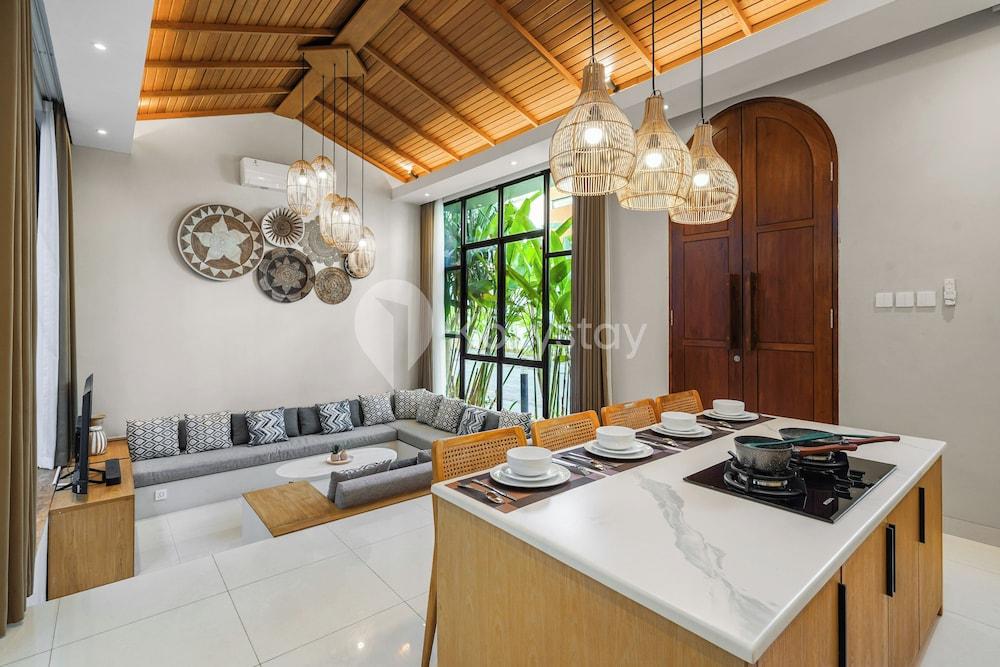 Lucenta Villa by Kozystay - Canggu
