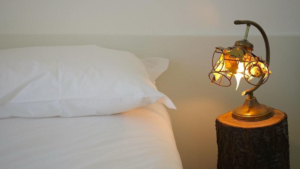 The Late Birds Lisbon - Gay Urban Resort