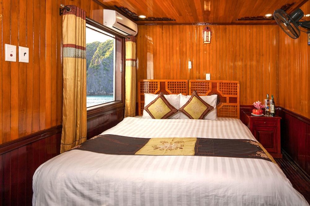 Halong Seasun Cruise