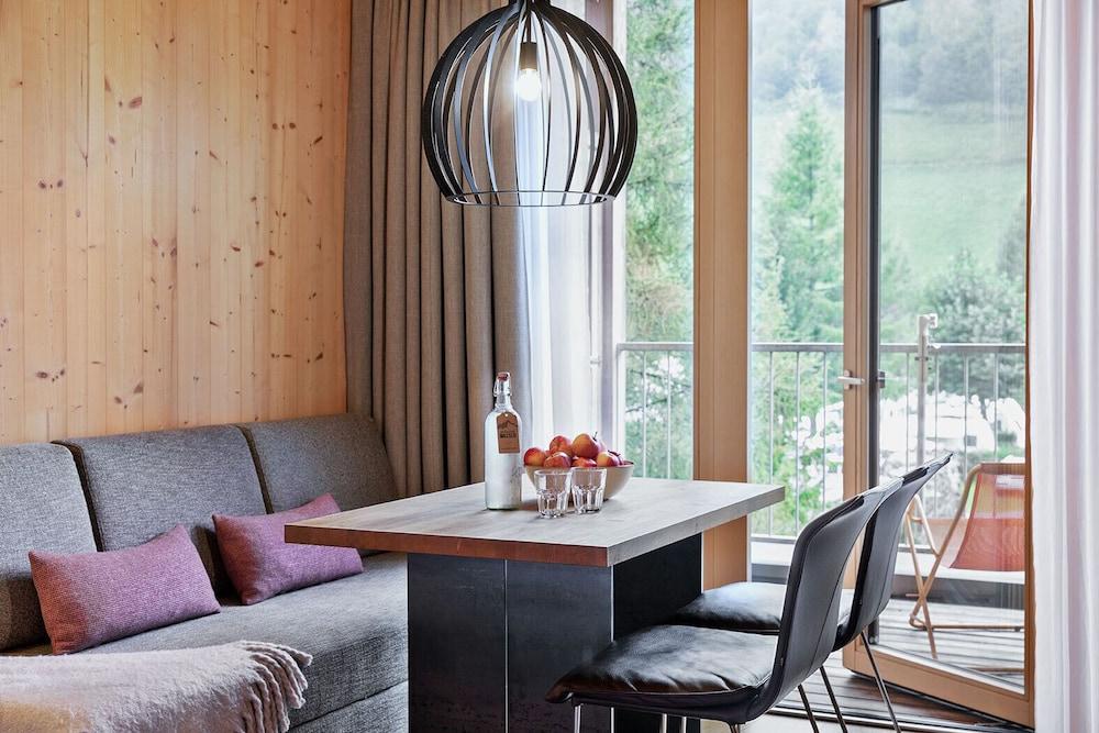 natürlich Hell. Aparthotel & Camping