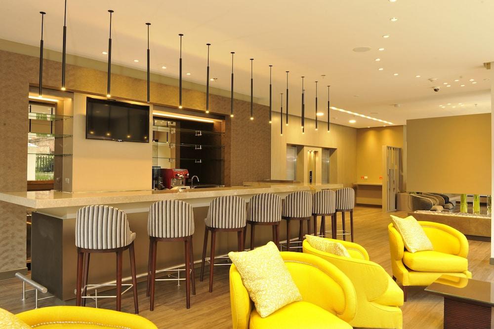 Bs Rosales Hotel And Suites