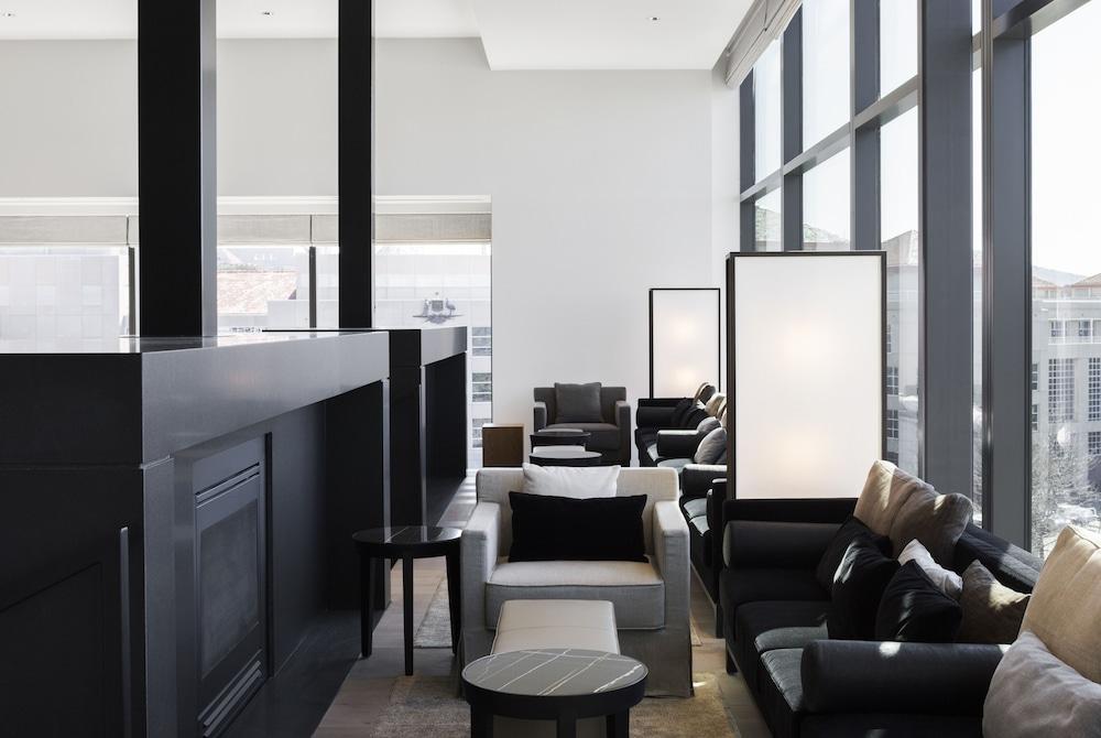 Little National Hotel Canberra