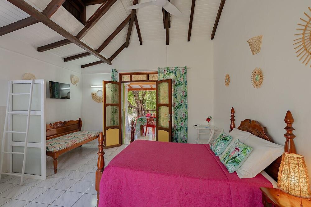 Village Bungalows Chez Honore