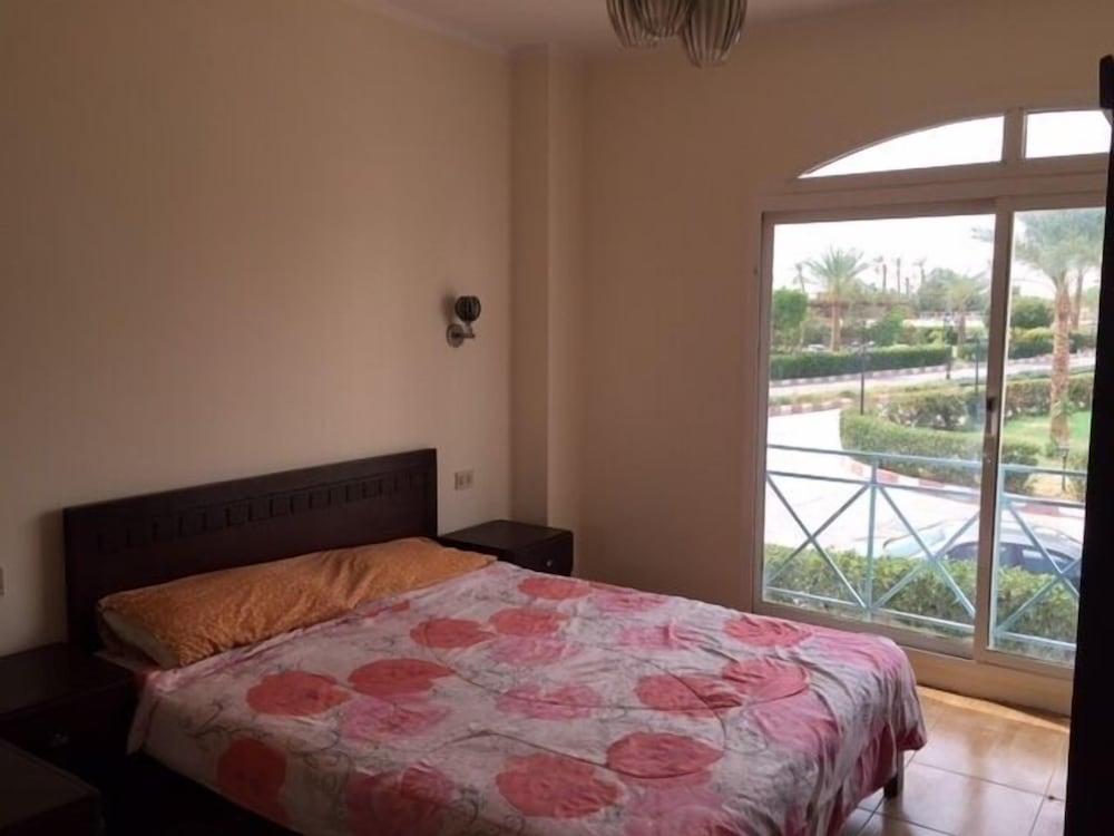 Gold Sharm Residence