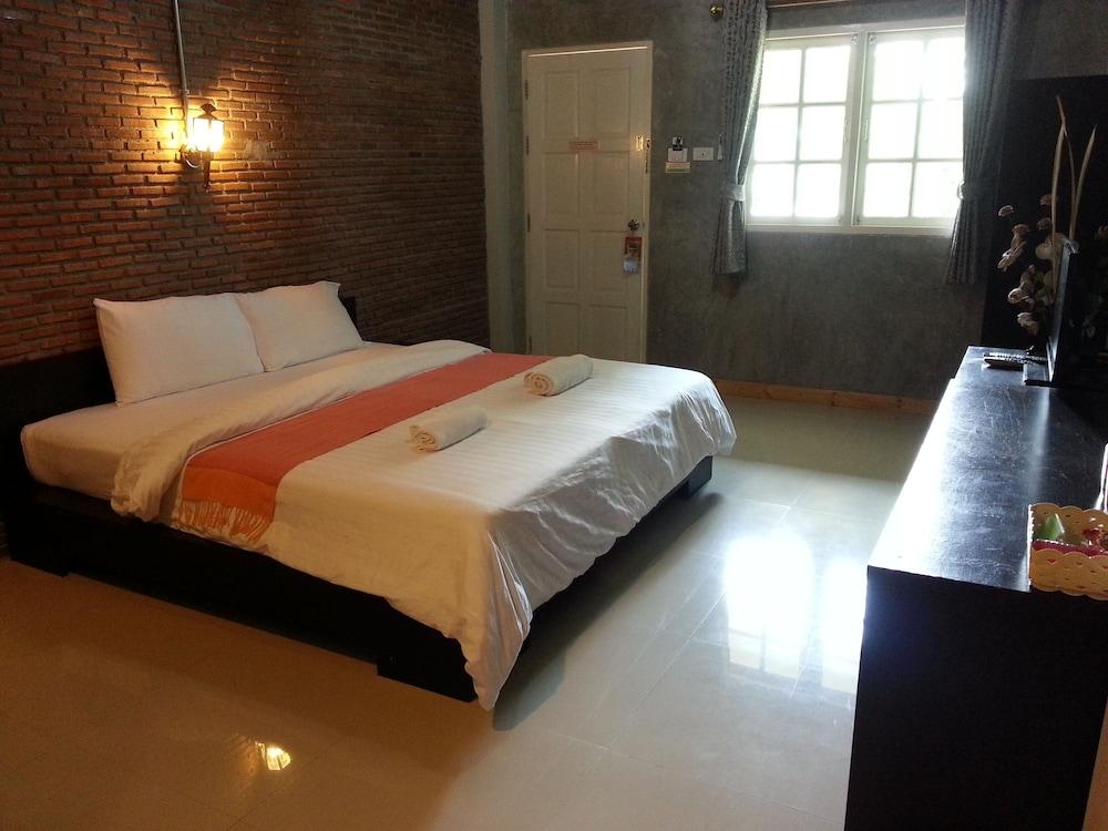 Bamboo House Kanchanaburi