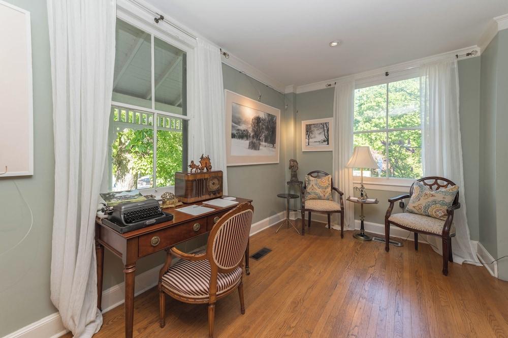 The Old Bank House Bed & Breakfast