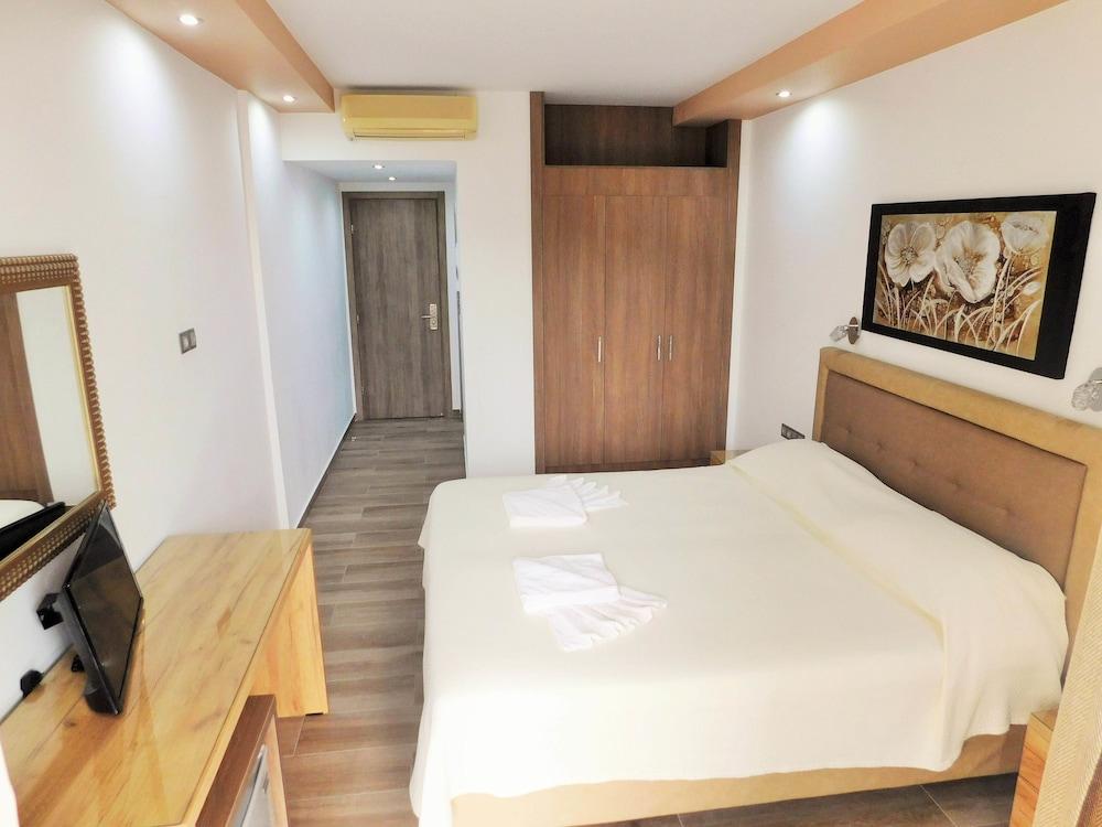 Sunshine Hotel Lardos