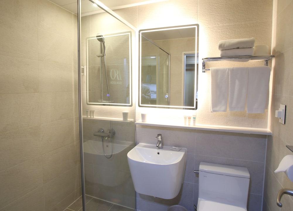 Chuncheon Bears Hotel