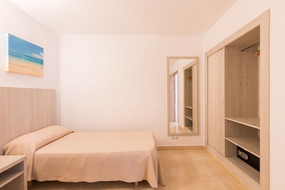 Apartamentos Avenida - MC Apartamentos Ibiza