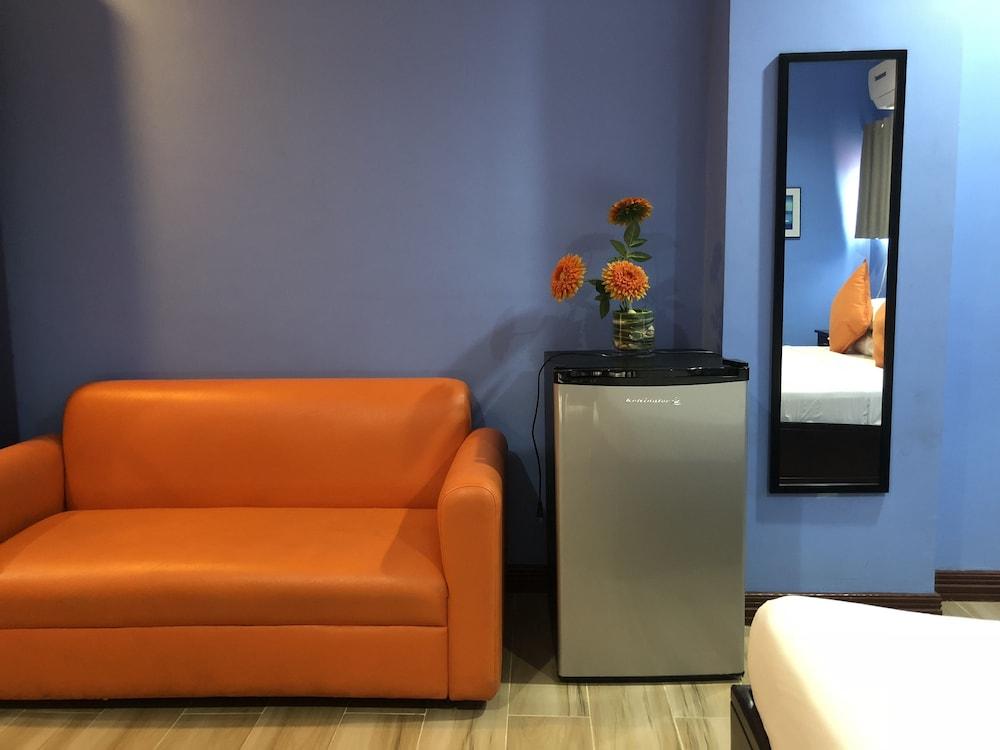 One Averee Bay Hotel