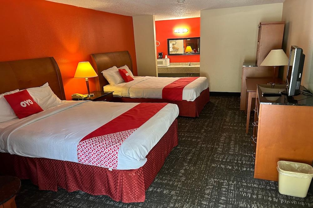 OYO Hotel Jefferson TX Hwy 59