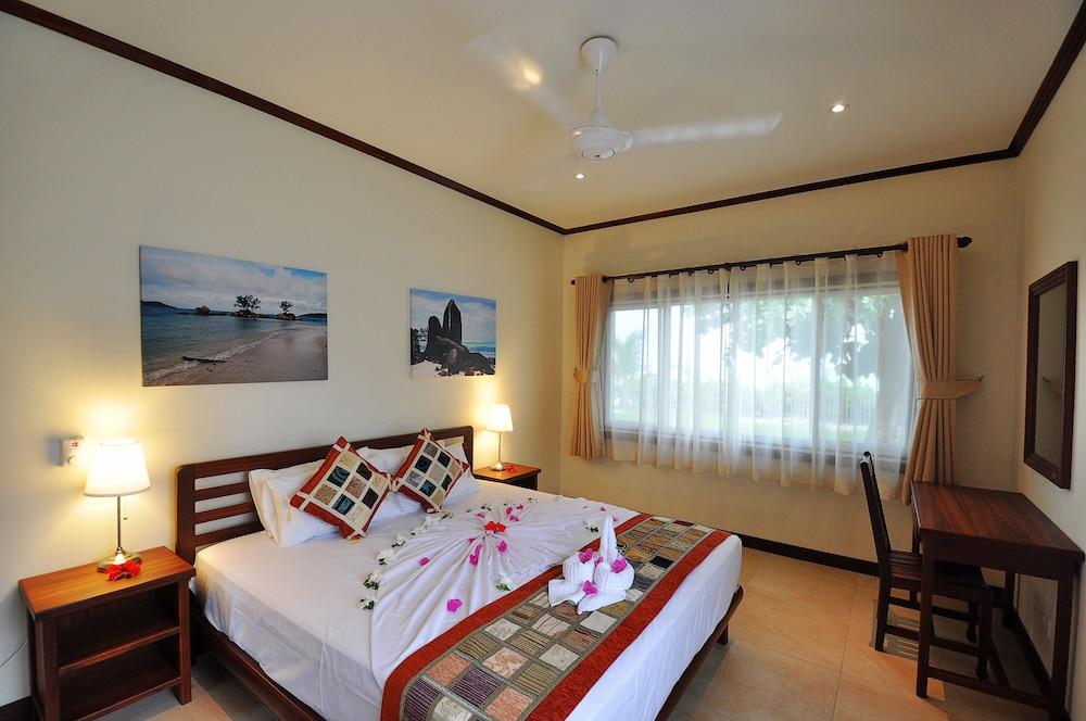 Cote d'Or Footprints