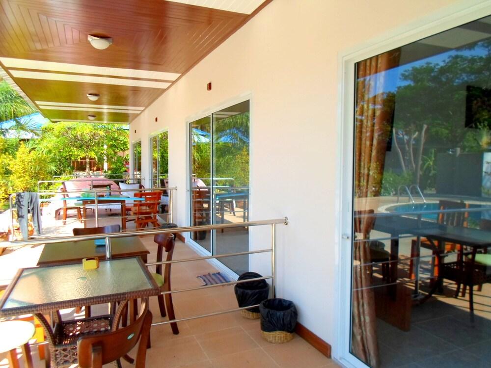 Baan Kuasakul Resort