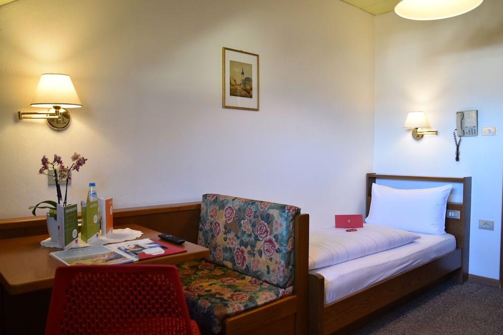 Angerburg Blumenhotel