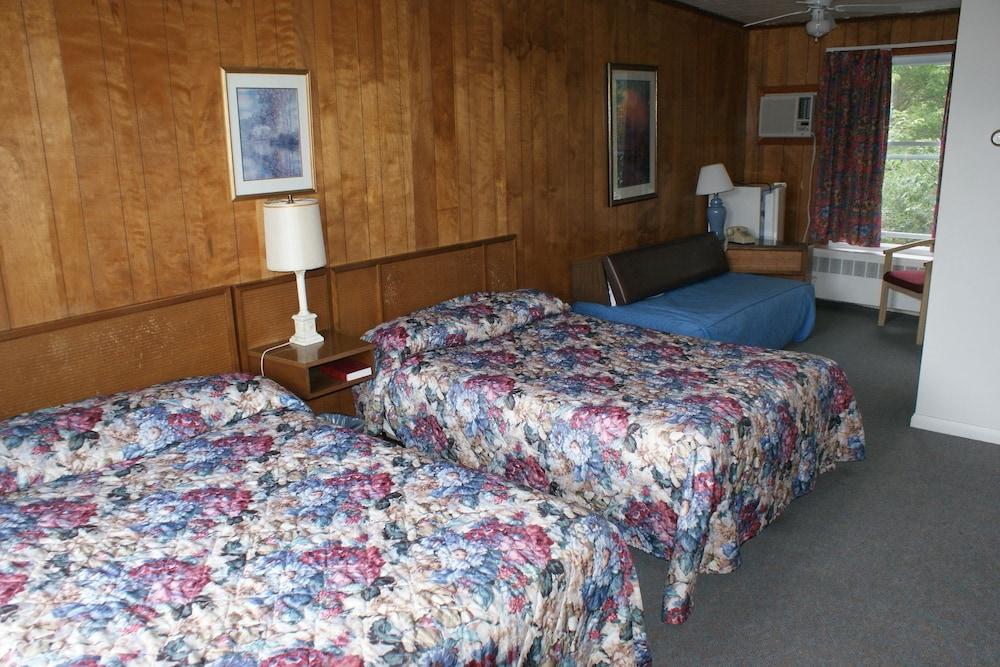 Northern Peaks Motor Inn