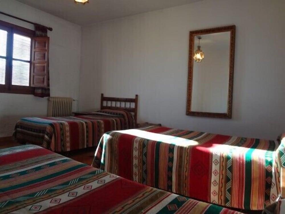 Hostal Poqueira