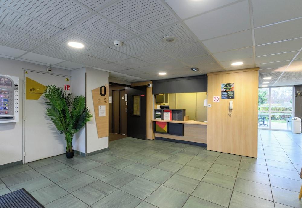 B&B HOTEL Creil Chantilly