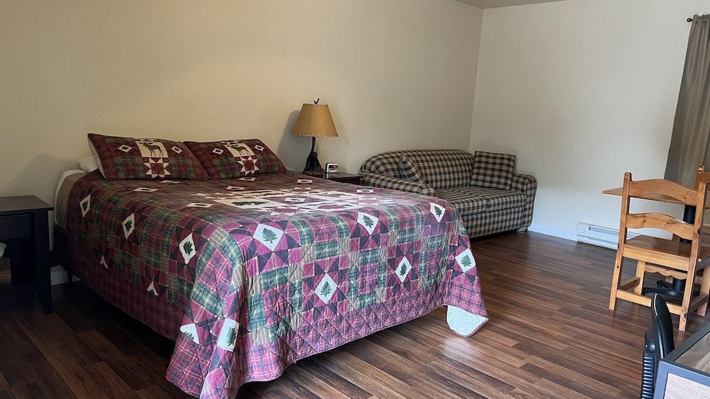 Denali Rainbow Village RV Park and Motel