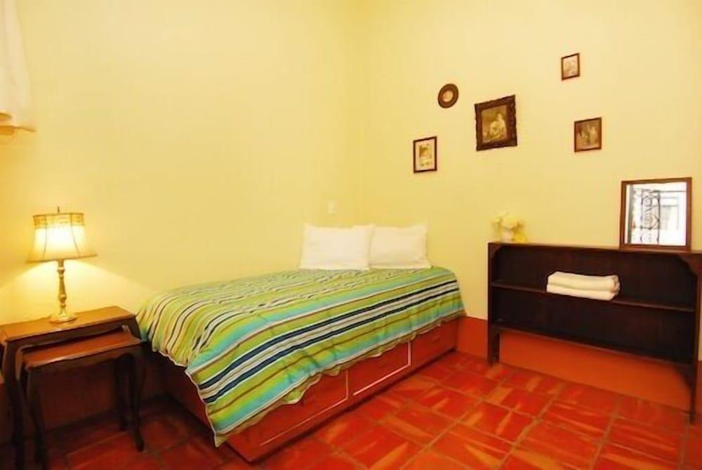Olga Querida Hostal - Hostel
