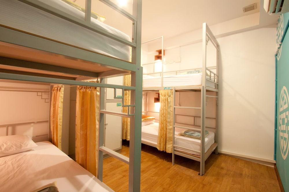 Chinatown Hostel