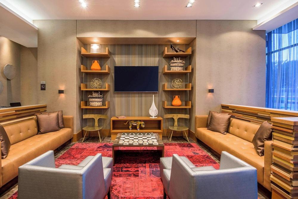 Courtyard by Marriott Bogota Airport