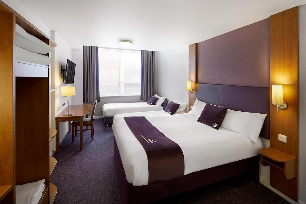 Premier Inn Cwmbran