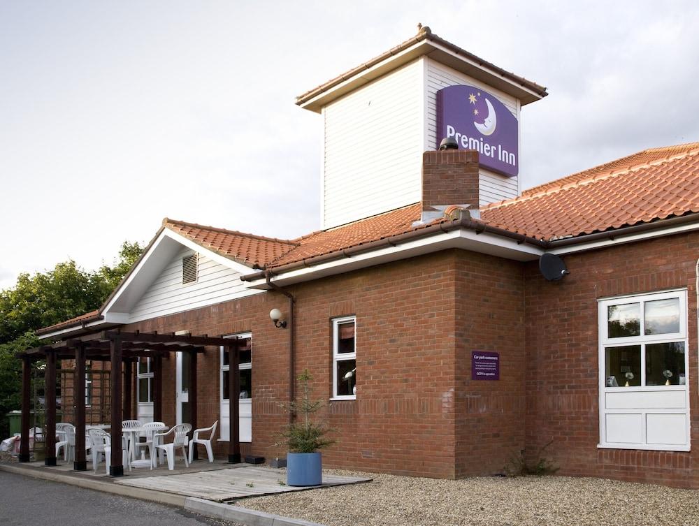 Premier Inn Chelmsford - Springfield