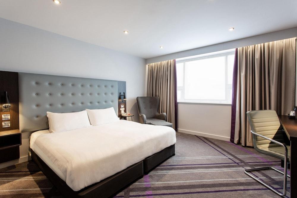 Premier Inn Chippenham