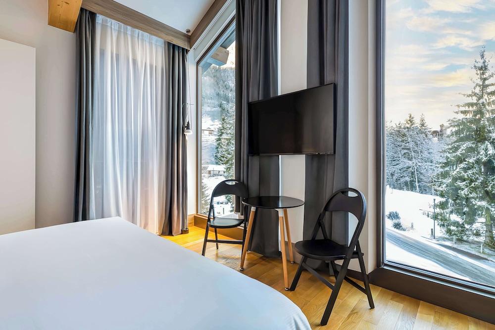 NH Collection Alagna Mirtillo Rosso