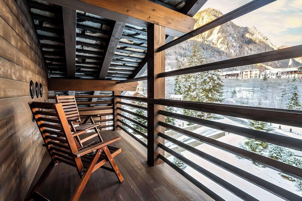 NH Collection Alagna Mirtillo Rosso