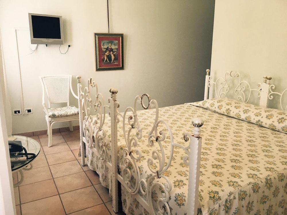 Hotel Villa Scalabrini