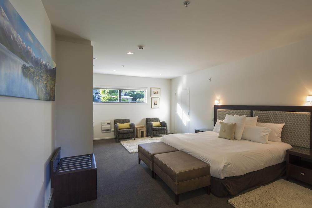 Shotover Penthouse & Spa by Staysouth