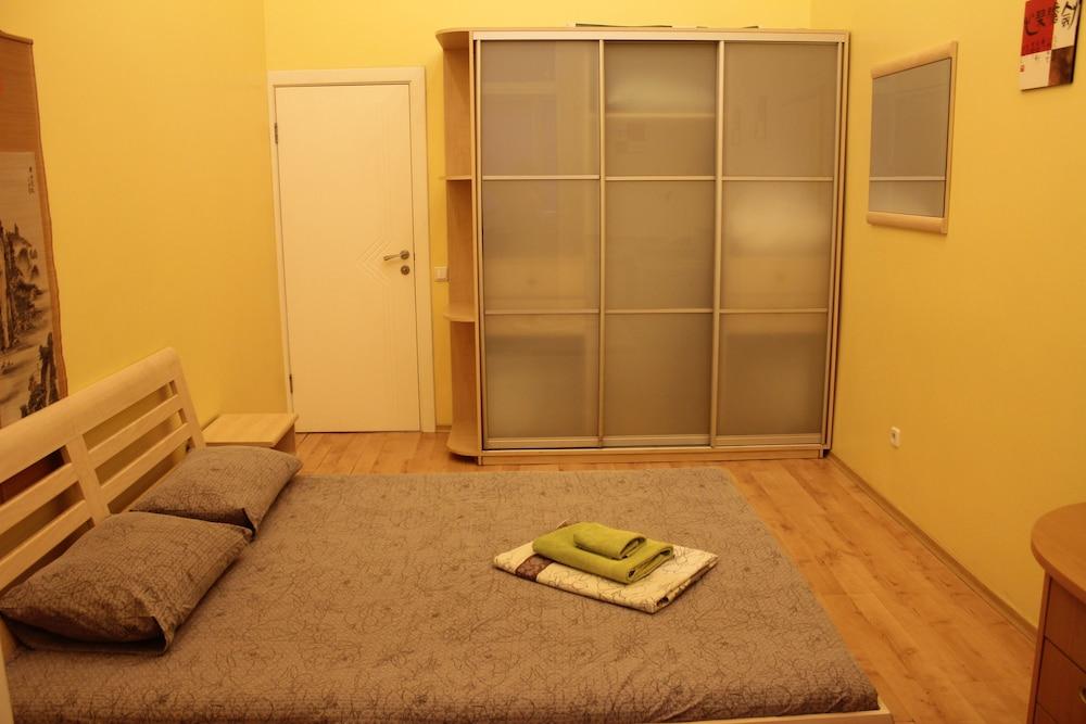 Kiev Accommodation Hotel Service