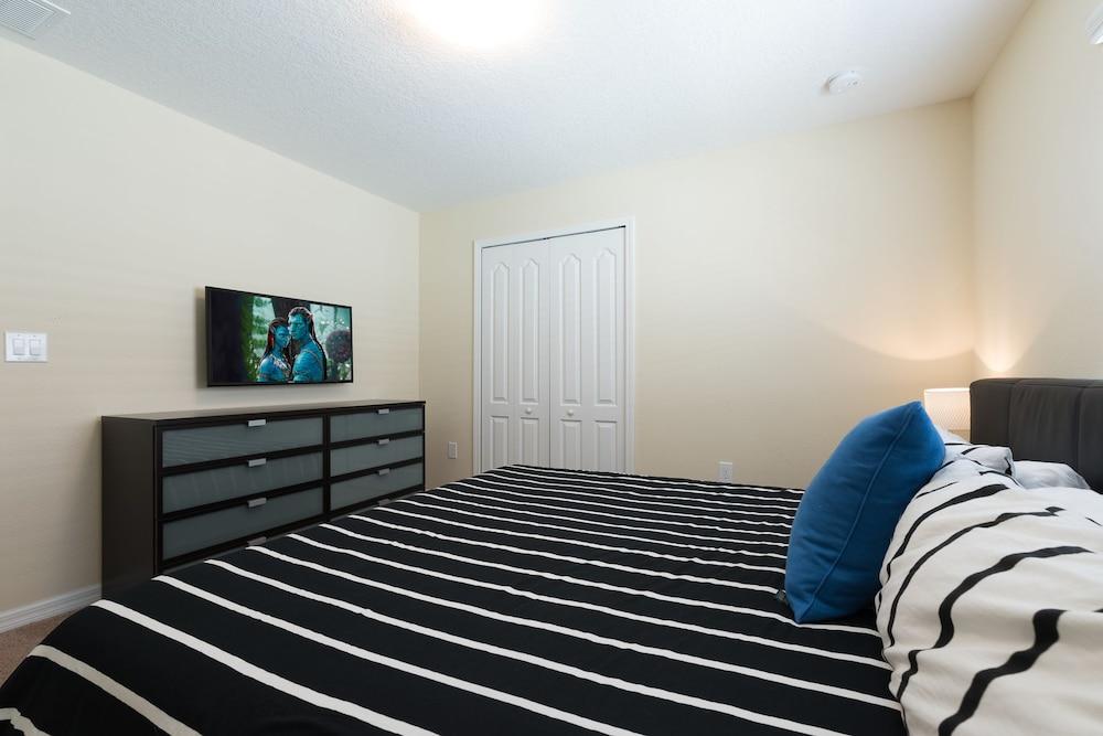 Paradise Palms Resort by DWS Vacation Villas