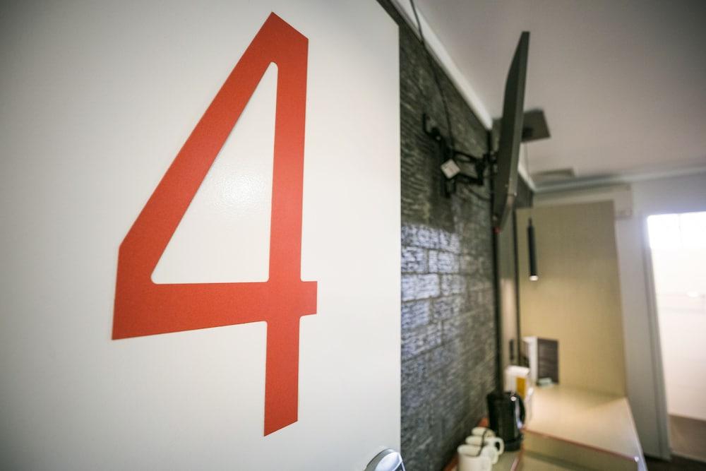 Nightcap at Jamison Hotel