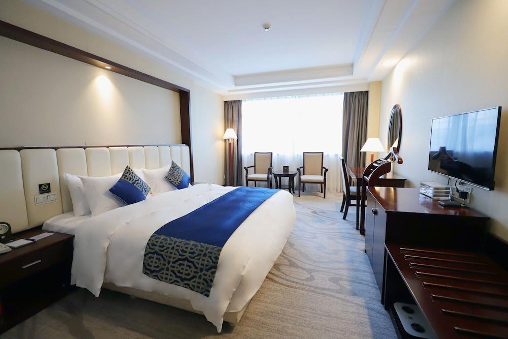 Southern Airlines Pearl Hotel