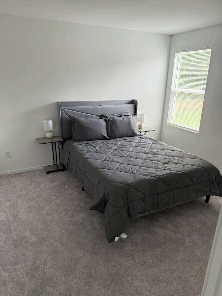 @ Marbella Lane - Tranquil Escape in Texas Pines