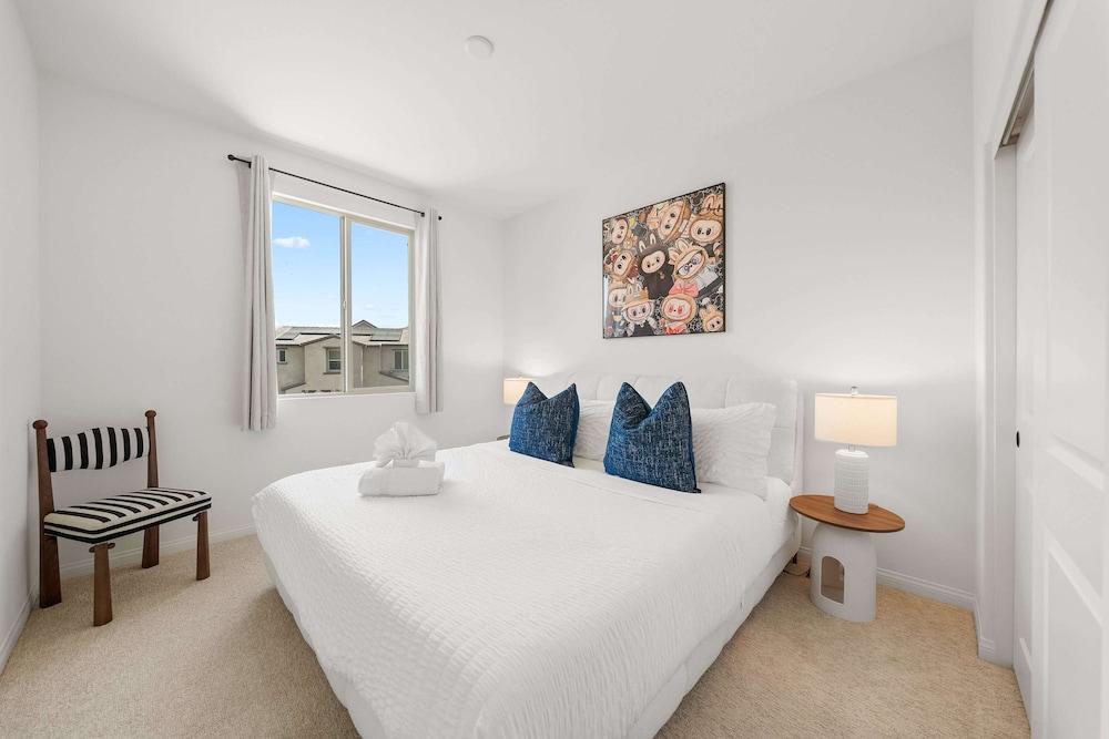 @ Marbella Lane - Curated 5BR in Upscale RMV Haven