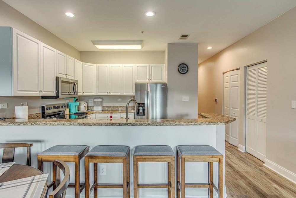 Tee Off & Unwind By Pool: Myrtle Beach Condo